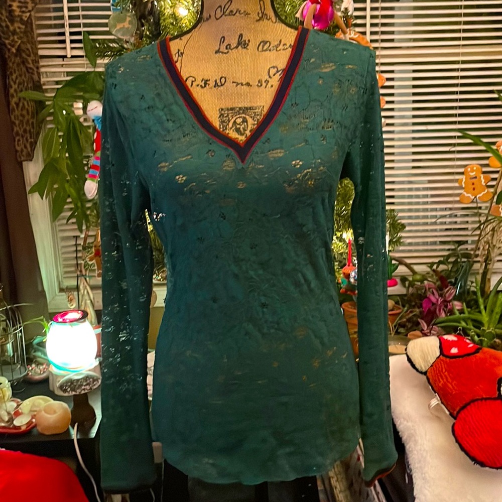 NWOT. FreePeople Top. Size M.
